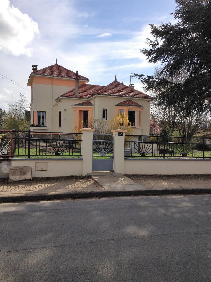 Chambre D'Hote Dans Maison Atypique Possibilite 1 Lit Supplementaire Pour 15 Euros Sancoins Екстер'єр фото